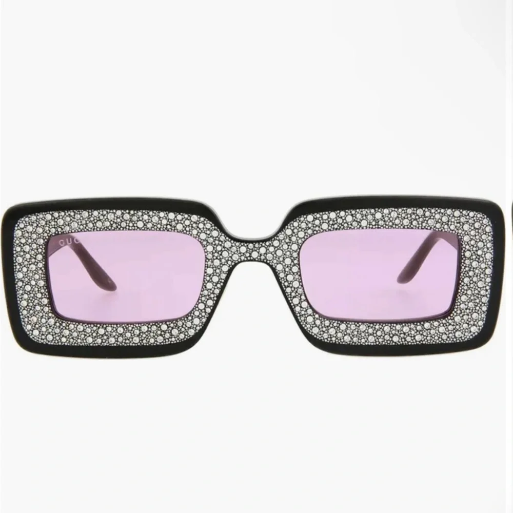 🔥🔥GUCCI🔥🔥
49mm Special Edition Crystal
Square Sunglasses - Picture 10 of 10